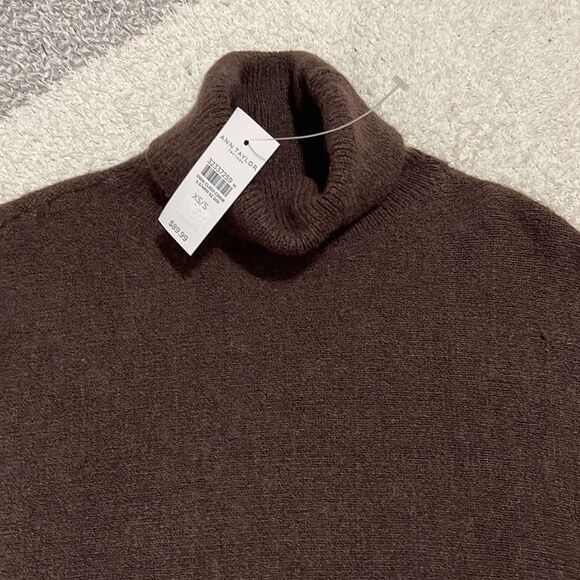 NWT- Ann Taylor- XS/S - Picture 2 of 6